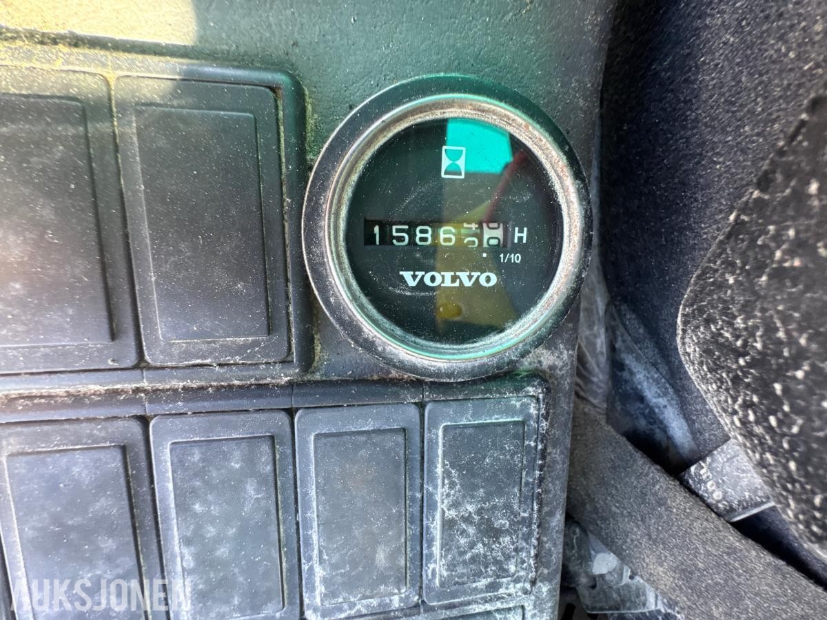 2005 Volvo EC360BLC Gravemaskin - Graveskuffe - Timer: 15864
