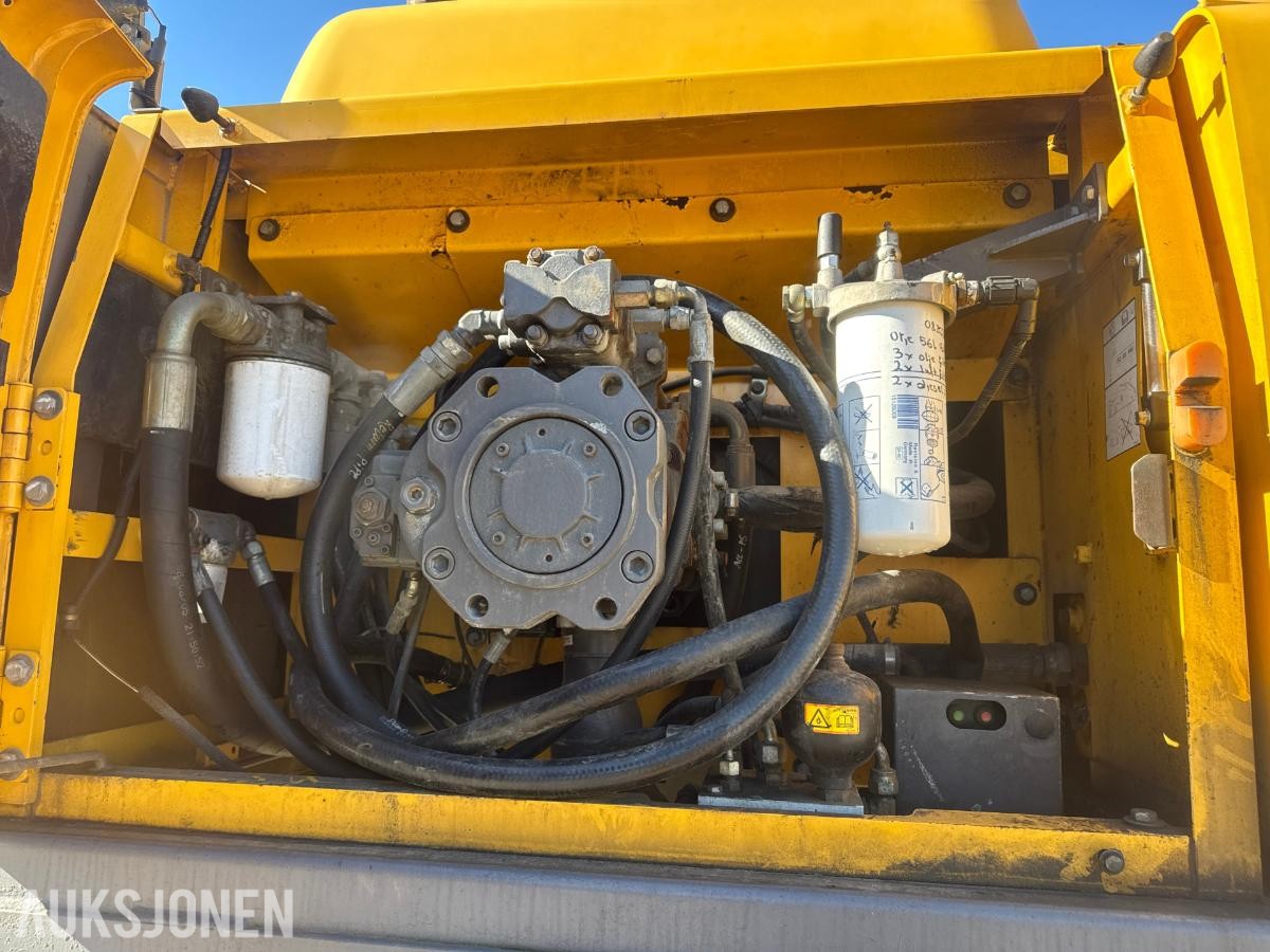 2005 Volvo EC360BLC Gravemaskin - Graveskuffe - Timer: 15864