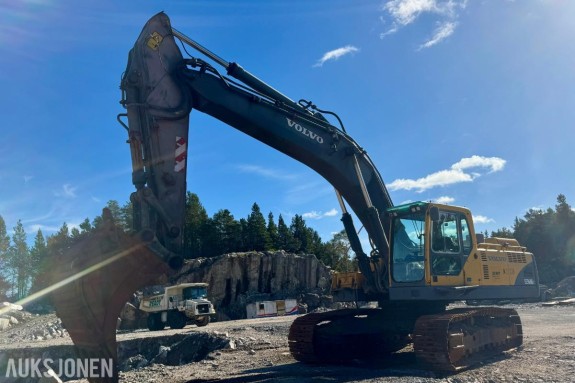 2005 Volvo EC360BLC Gravemaskin - Graveskuffe - Timer: 15864