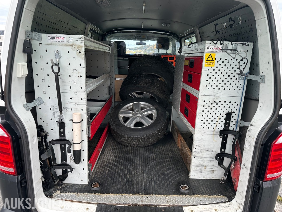 2017 Volkswagen Transporter 2,0 TDI 150hk Lang 4Motion
