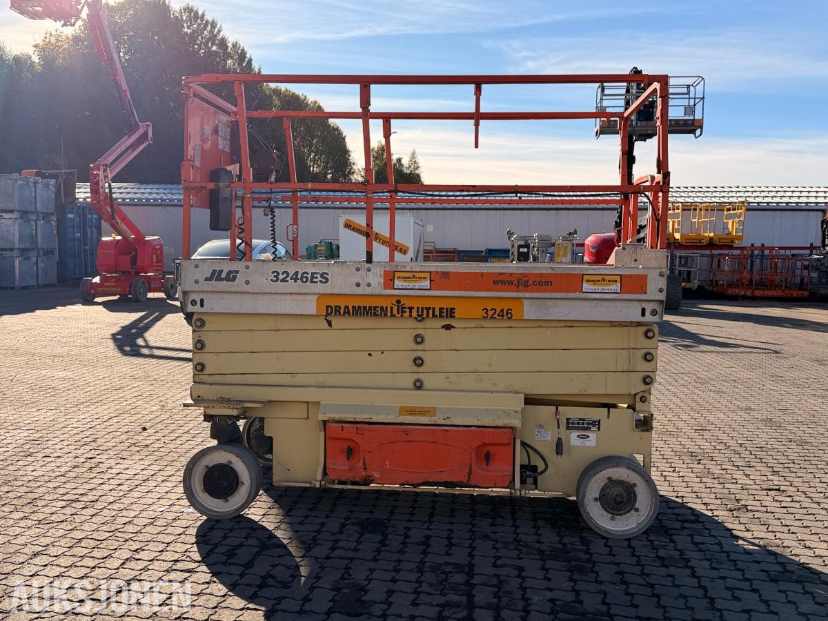 2007 JLG 3246ES sakselift - 12 meter arbeidshøyde