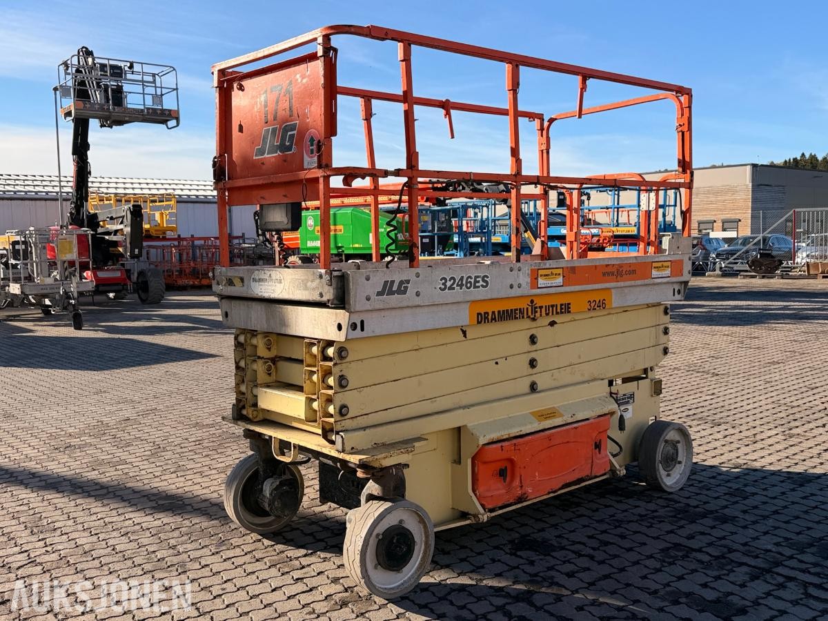 2007 JLG 3246ES sakselift - 12 meter arbeidshøyde