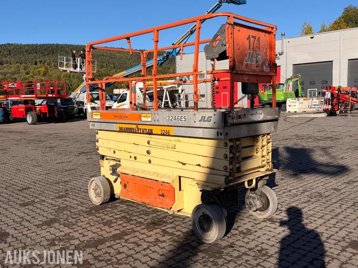 2007 JLG 3246ES sakselift - 12 meter arbeidshøyde