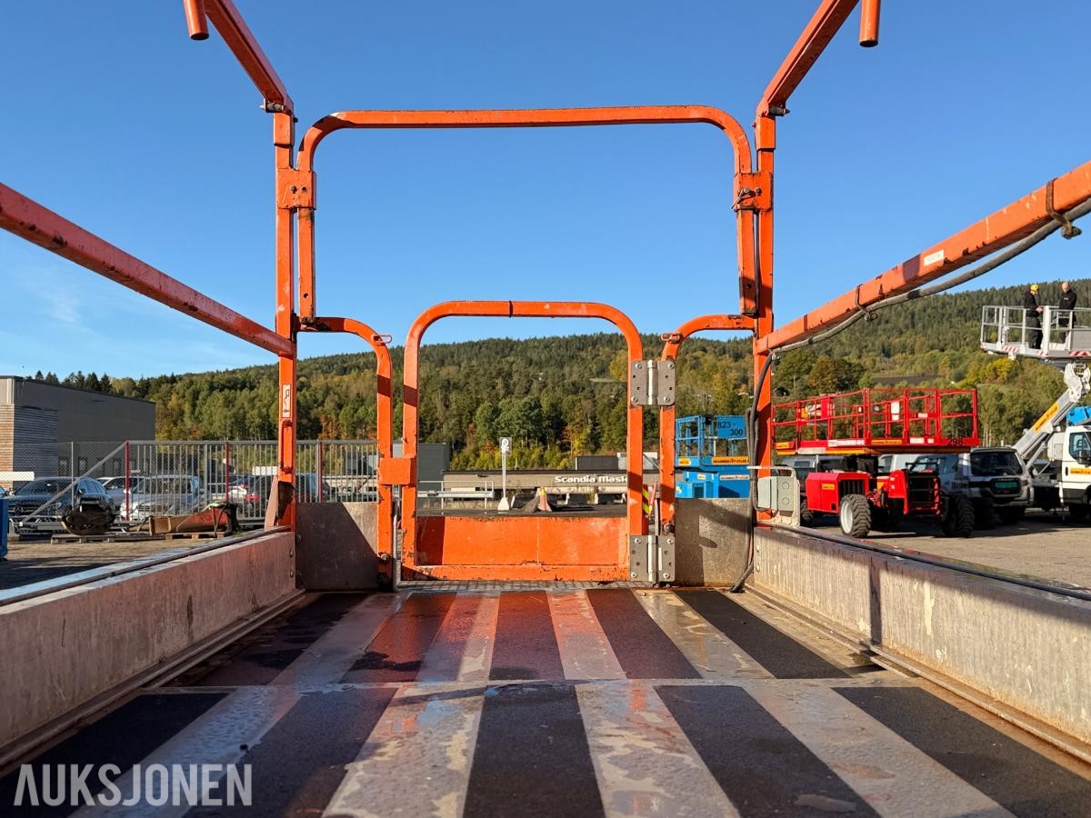2007 JLG 3246ES sakselift - 12 meter arbeidshøyde