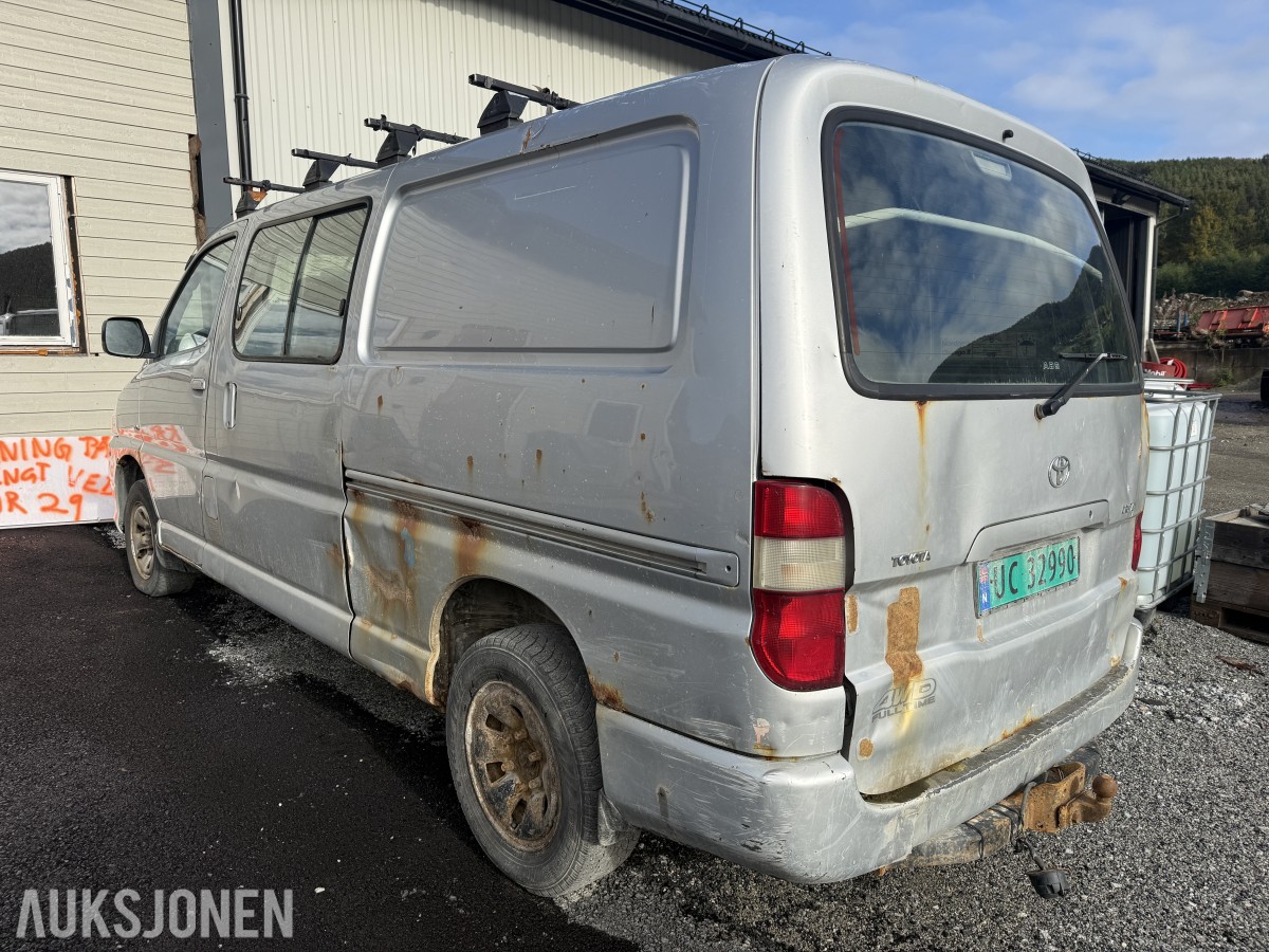 2008 Toyota HIACE 2.5-117 D 4WD - Rep.objekt