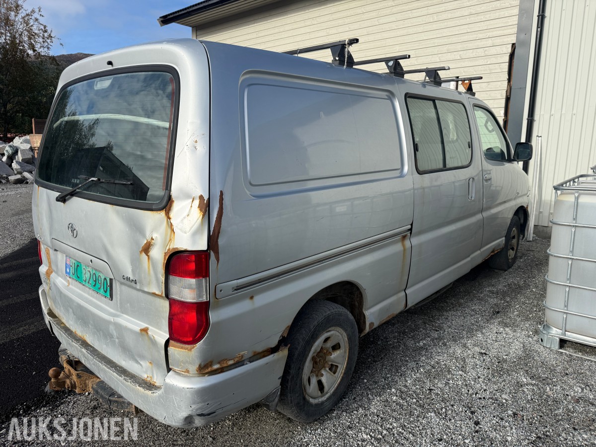 2008 Toyota HIACE 2.5-117 D 4WD - Rep.objekt