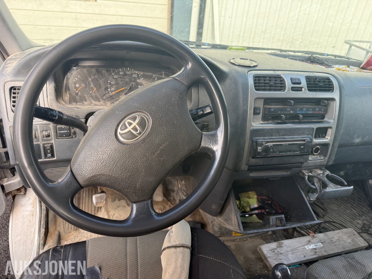 2008 Toyota HIACE 2.5-117 D 4WD - Rep.objekt