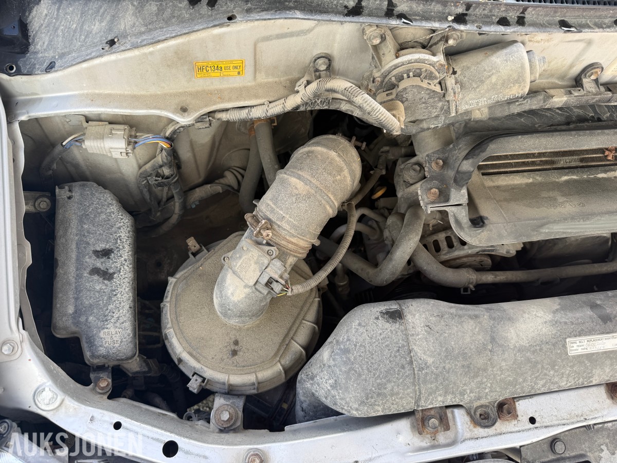 2008 Toyota HIACE 2.5-117 D 4WD - Rep.objekt