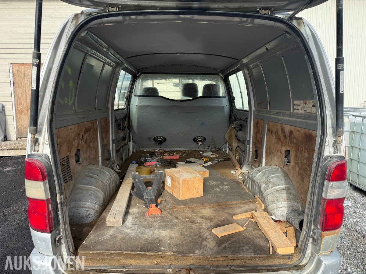 2008 Toyota HIACE 2.5-117 D 4WD - Rep.objekt