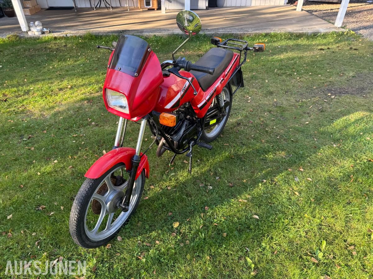 1988 Tempo Tiger