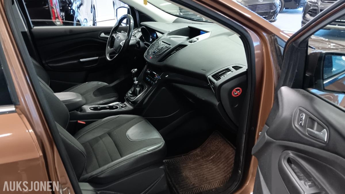 2013 Ford Kuga 2.0TDCi Titanium manuell AWD, 256266km