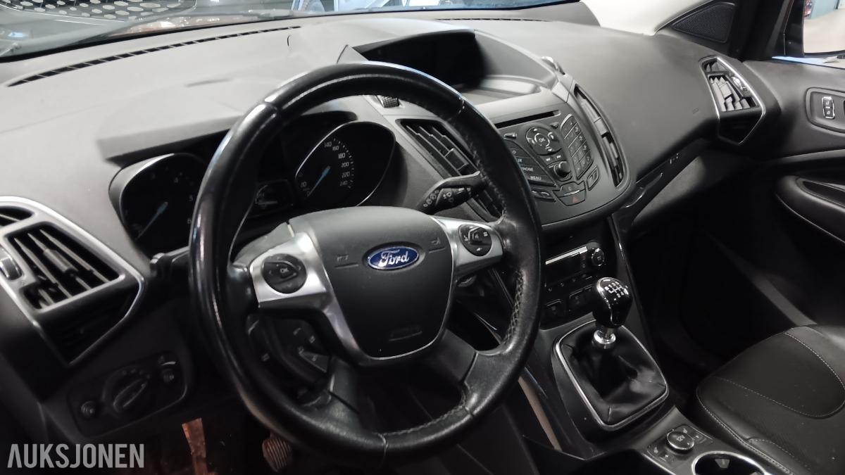 2013 Ford Kuga 2.0TDCi Titanium manuell AWD, 256266km