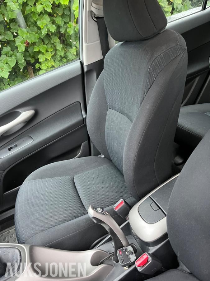 2008 Toyota Auris 1.4 90hk manuell eu ok