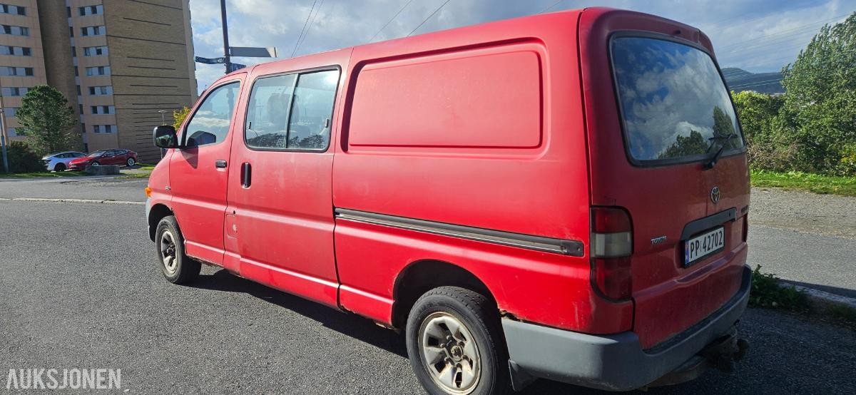2002 Toyota HiAce, HIACE 2.5-102 D 4WD, 480753km