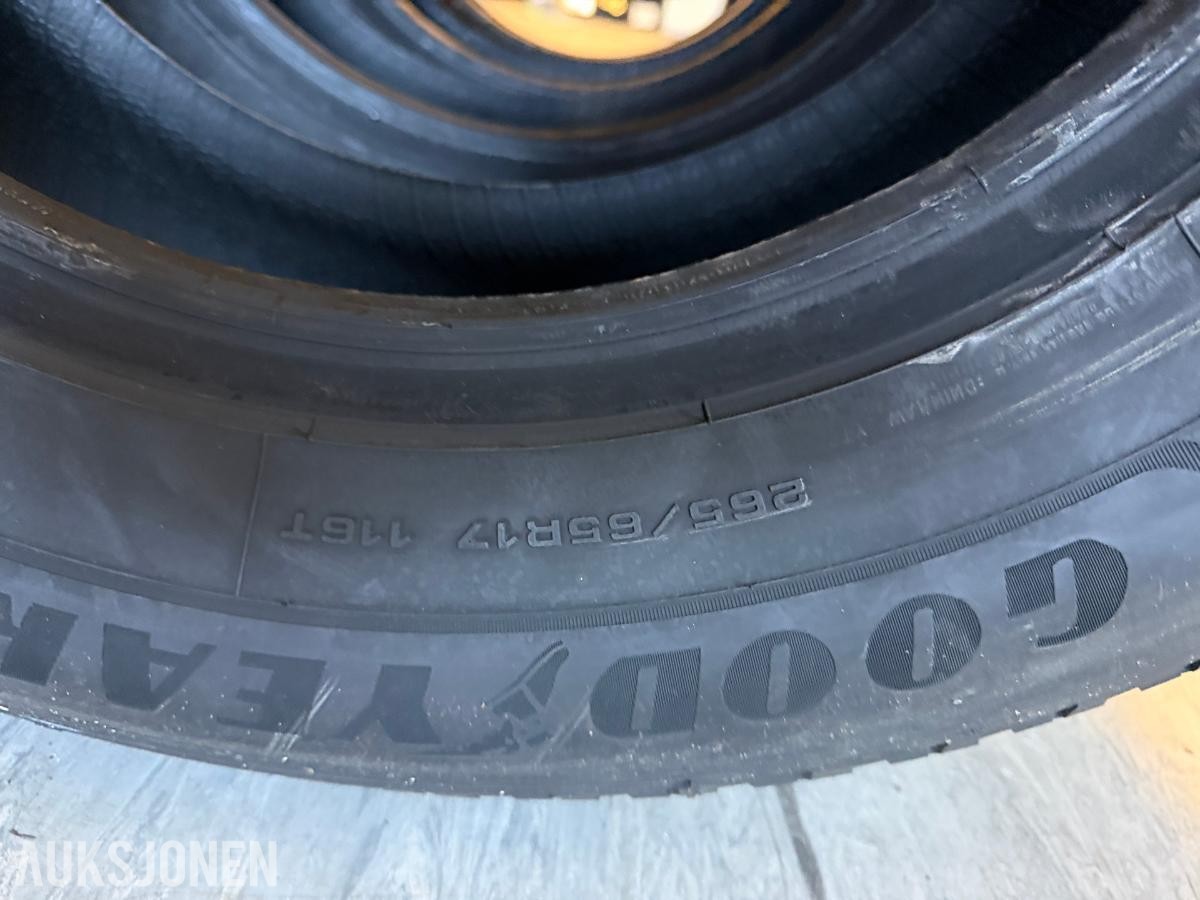 Goodyear piggdekk - 265/65R17 - 4stk