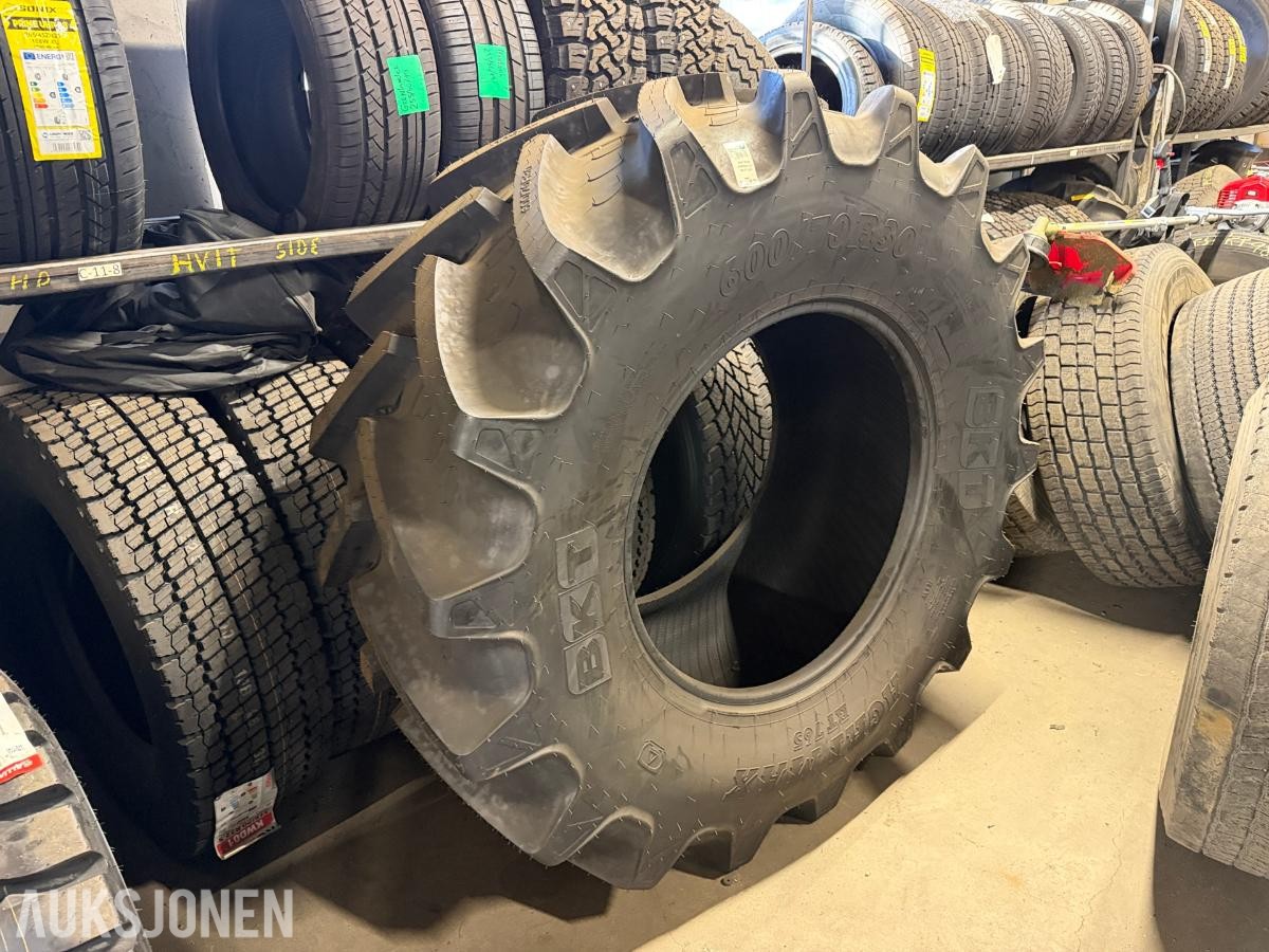 Agri max RT 765 traktordekk - 600/70R30