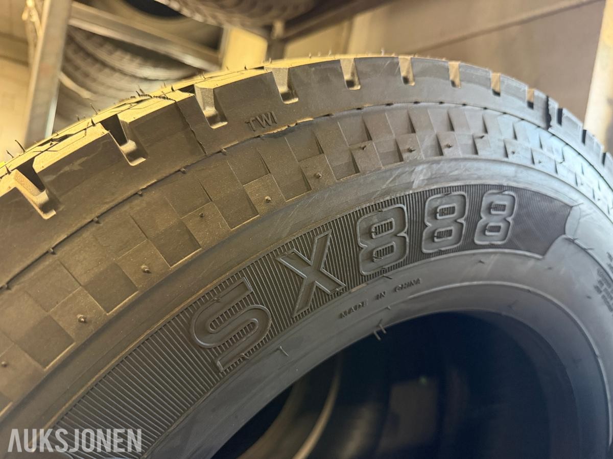 Sonix SX888 Dekk - 245/70R19.5 - 4stk