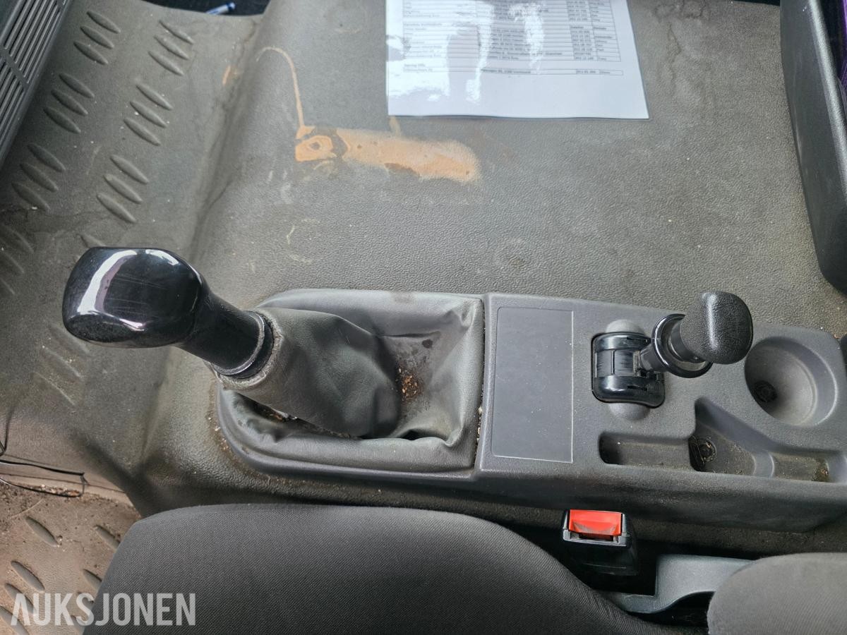 2005 Renault Midlum lastebil / planbil med kapell, 7,5T