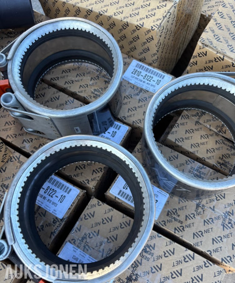 AIRNET ALUMINIUMSRØR OG RØRDELER, 33 RØR + 2 PALLER