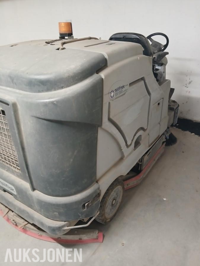 2011 Nilfisk ER 1300 Diesel feiemaskin