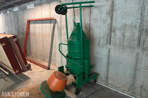 2004 Norclean Ejector NE 52 - Industristøvsuger Driftstrykk: 4–7 bar - Luftforbruk: 3,0 Nm³/min ved 7 bar
