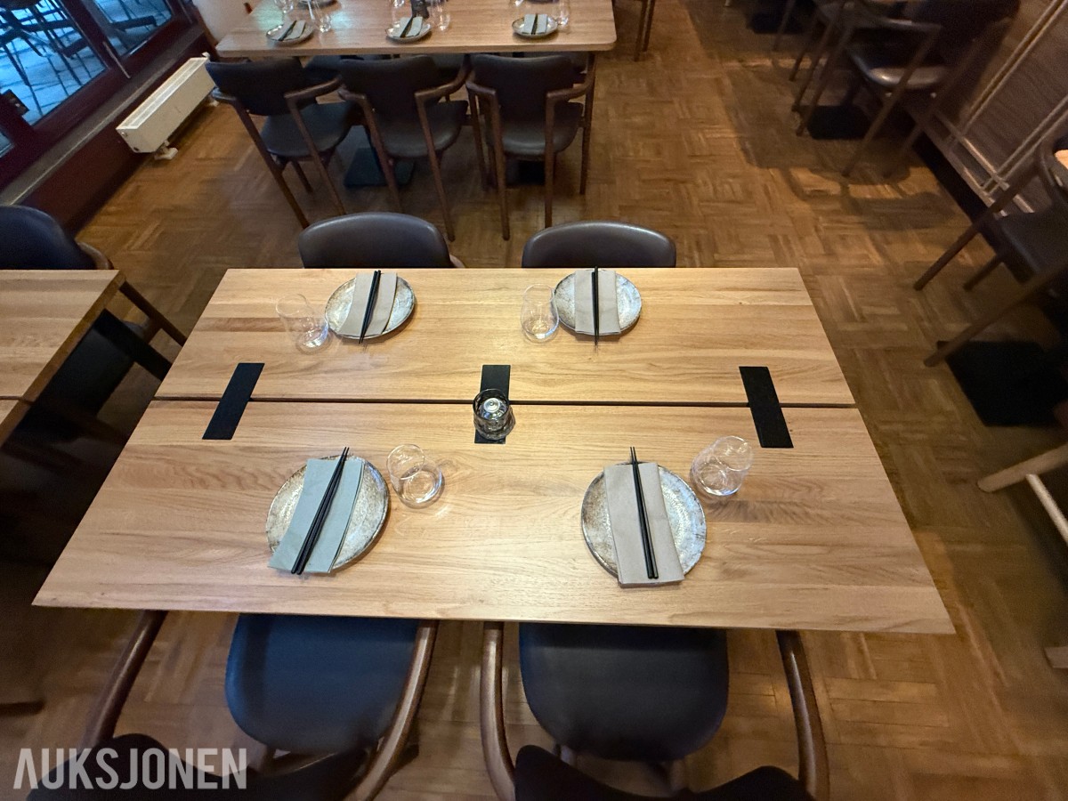 Stort parti glass og bestikk til restaurant/servering