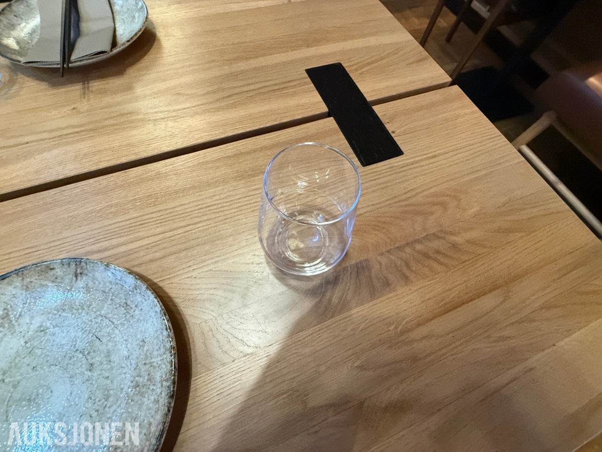 Stort parti glass og bestikk til restaurant/servering