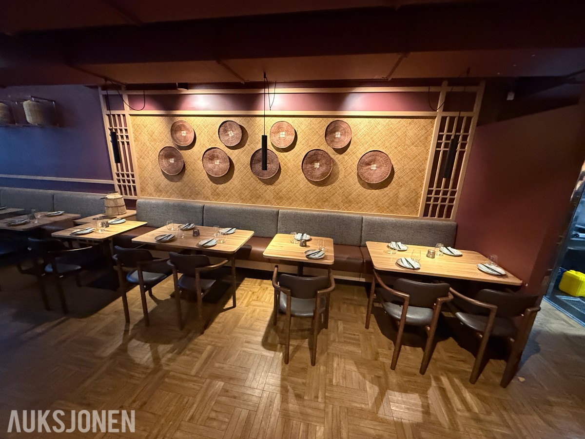 Stort parti glass og bestikk til restaurant/servering