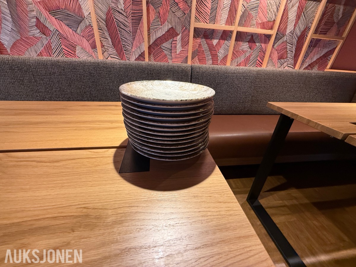 Stort parti glass og bestikk til restaurant/servering