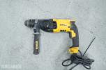DeWalt verktøypakke med spikerpistoler, kapp-/gjærsag, borhammer, multiverktøy og sagstativ