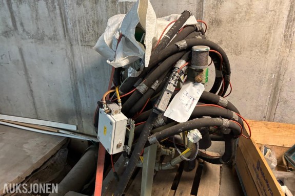 2019 Clemco  Blåseklokke med blåseslanger og elektronisk styrings boks