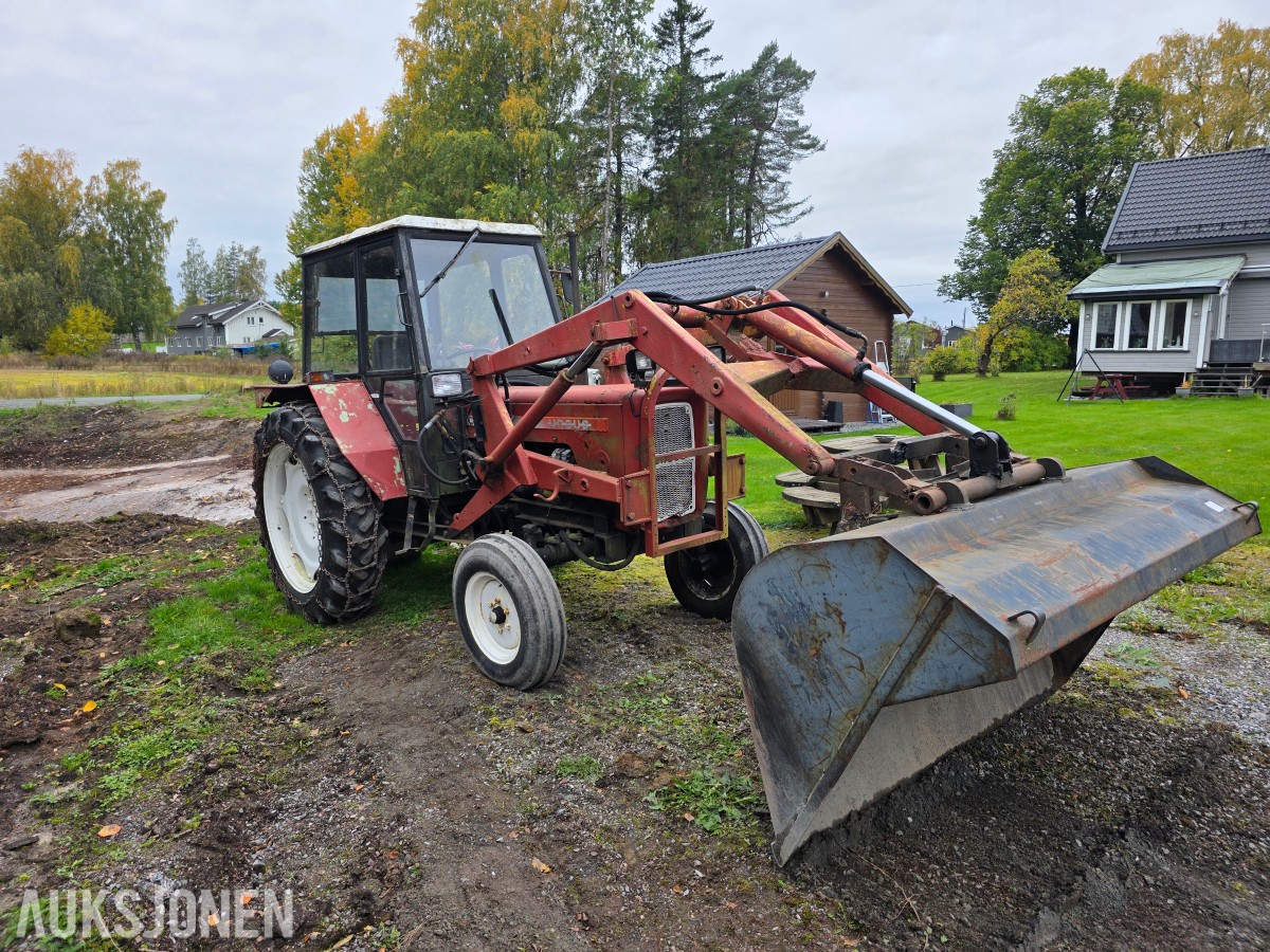 1977 Ursus C 360 traktor lesseapparat-snøskuffe og grus skuffe