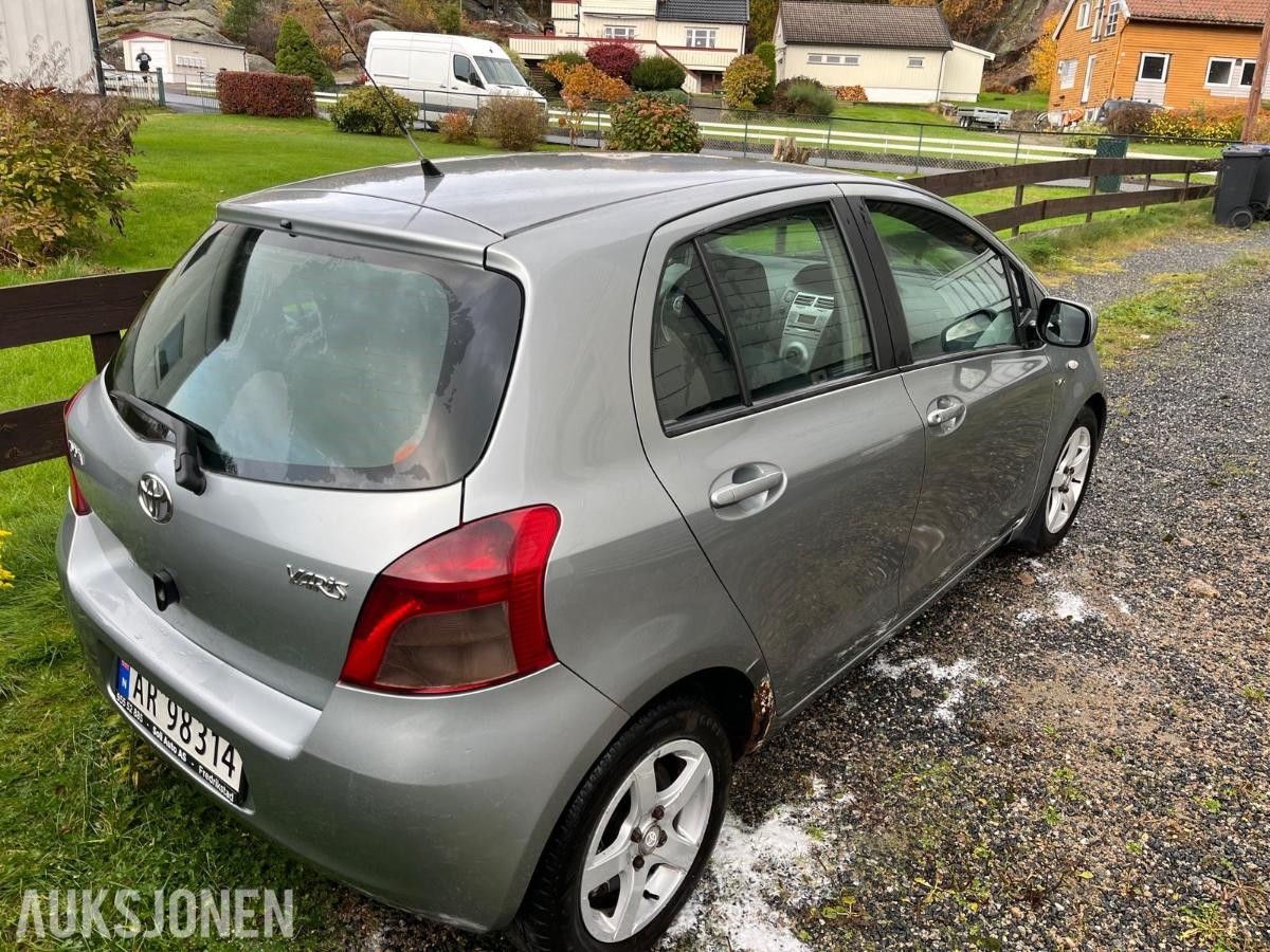 2006 Toyota Yaris 1.4 Diesel 90HK Automat *Ingen minstepris*