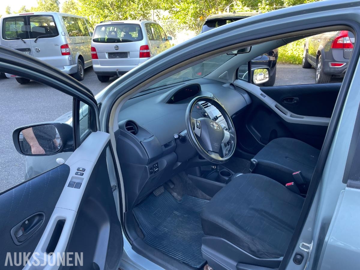 2006 Toyota Yaris 1.4 Diesel 90HK Automat *Ingen minstepris*