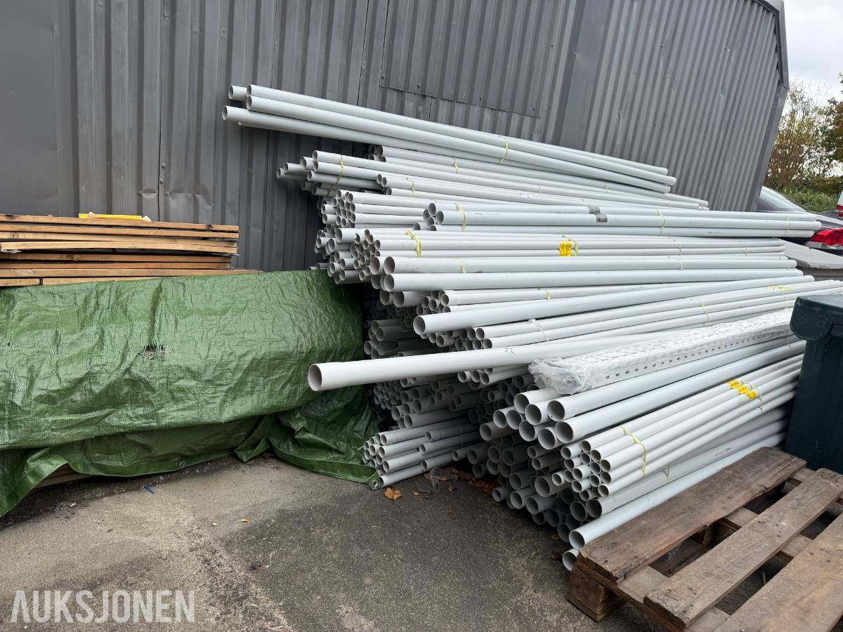 Stort parti ubrukt elektromateriell – LED-belysning, kabelrør, bokser og kanaler