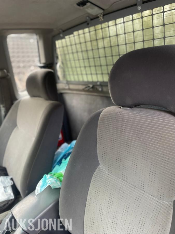 2007 Nissan King Cab 2.5 133hk 4X4 manuell