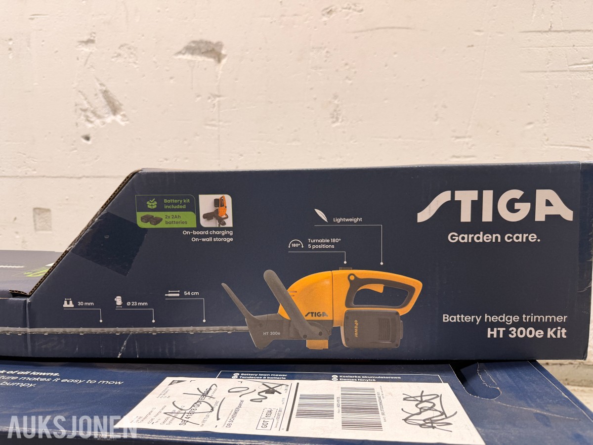 Stiga elektrisk gressklipper og hekksaks med batterier og ladere