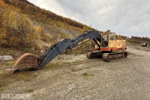 1986 Åkerman H10B Gravemaskin - 14602 Timer.