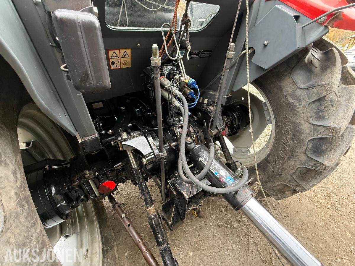 2001 Massey Ferguson 4235 4WD Traktor - 9197T