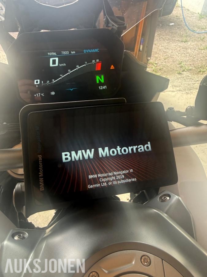2020 BMW F 900 XR