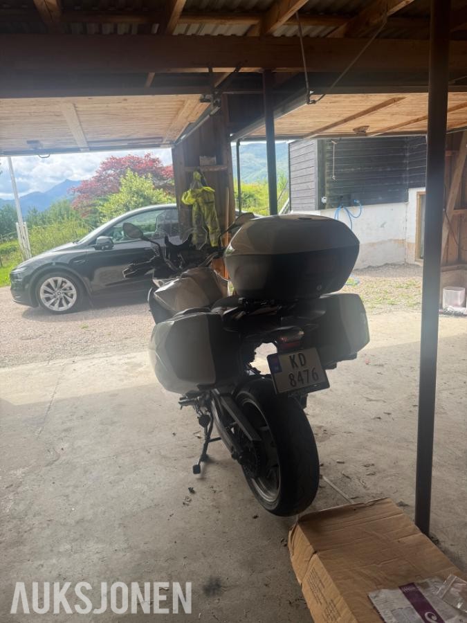 2020 BMW F 900 XR