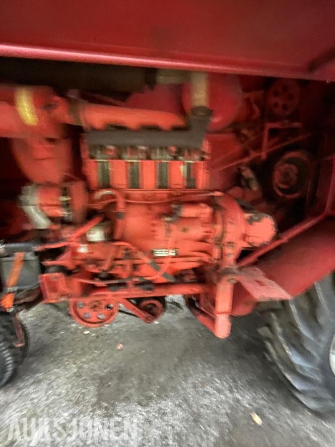 1979 Deutz Fahr M750 skurtresker - MVA FRI