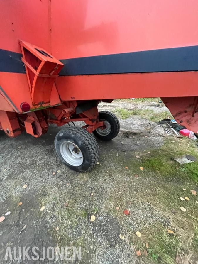1979 Deutz Fahr M750 skurtresker - MVA FRI