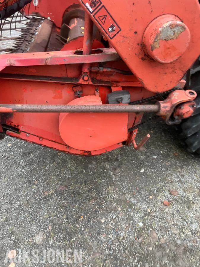 1979 Deutz Fahr M750 skurtresker - MVA FRI