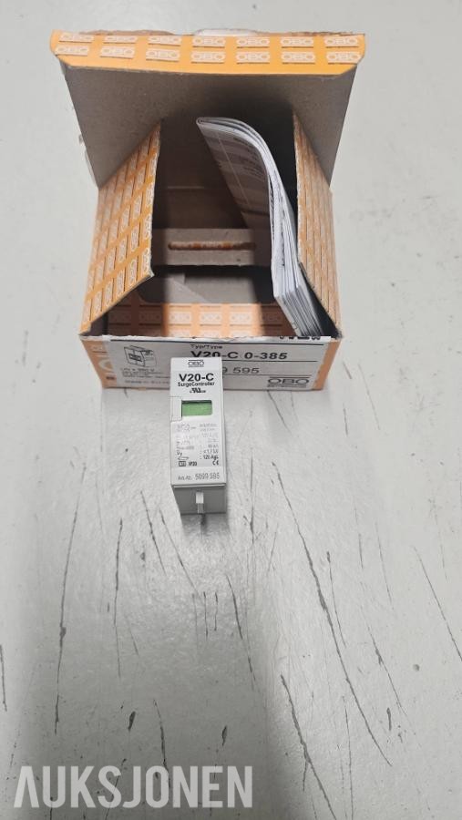 NYTT OG UBRUKT ELEKTROMATERIELL + LAMPE DIVERSE ELEKTRISKE KOMPONENTER