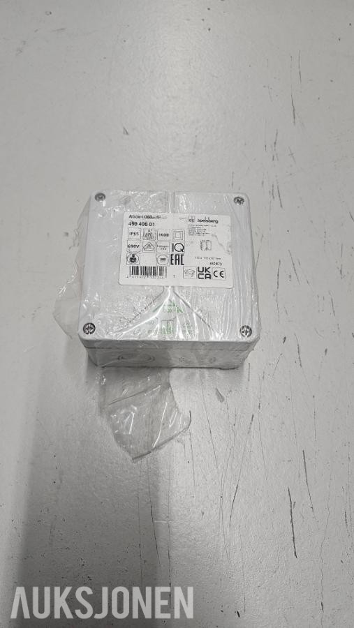NYTT OG UBRUKT ELEKTROMATERIELL + LAMPE DIVERSE ELEKTRISKE KOMPONENTER