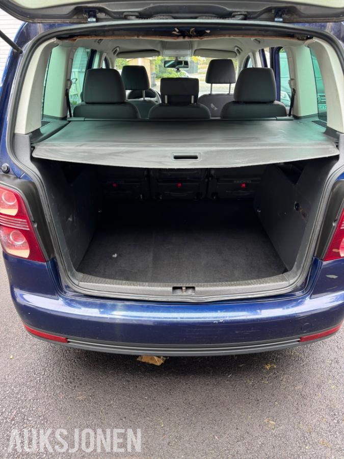2006 Volkswagen Touran 1.9 TDI 105HK LAV KM EU-OK 09.28 TAKBOKS