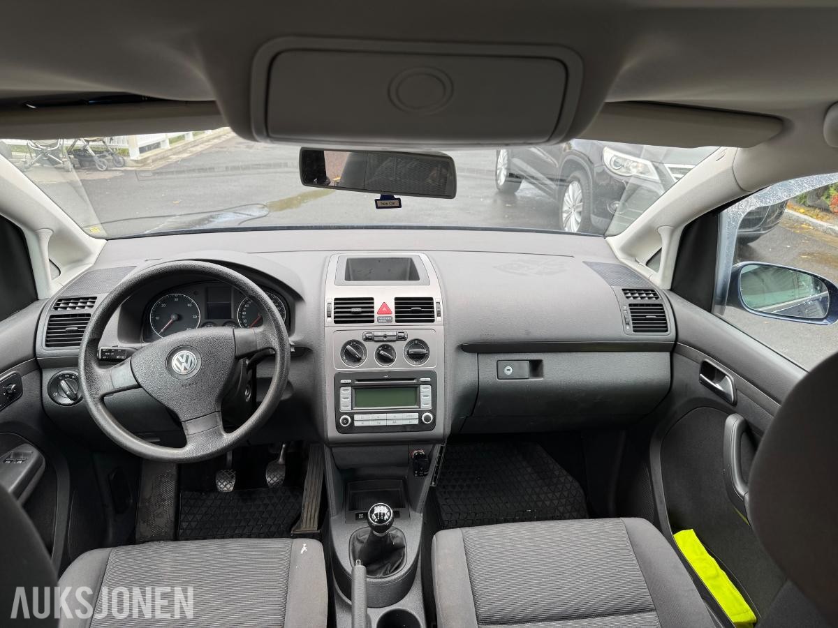 2006 Volkswagen Touran 1.9 TDI 105HK LAV KM EU-OK 09.28 TAKBOKS