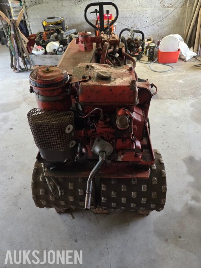 Rammax 12 grøftevals