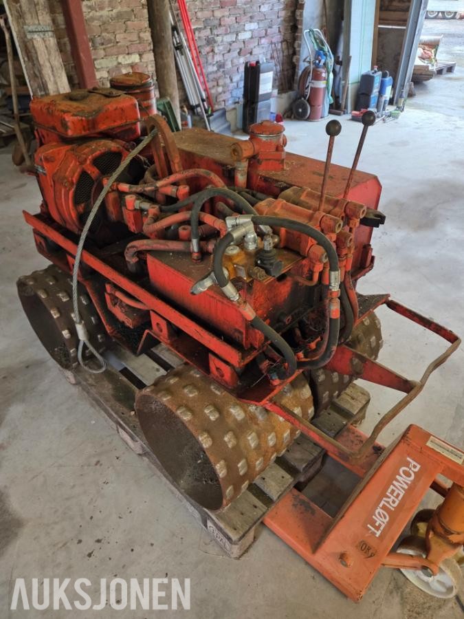 Rammax 12 grøftevals
